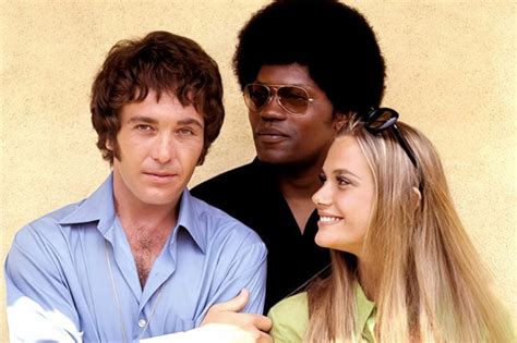 The Mod Squad: A Trio of Young Undercover Agents Navigates the Murky World of Crime and Social Issues in 1970s America!